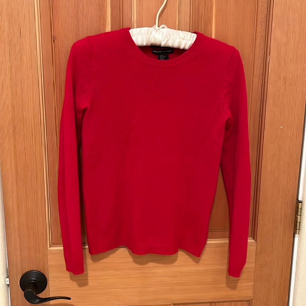 Tahari Cashmere Sweater
